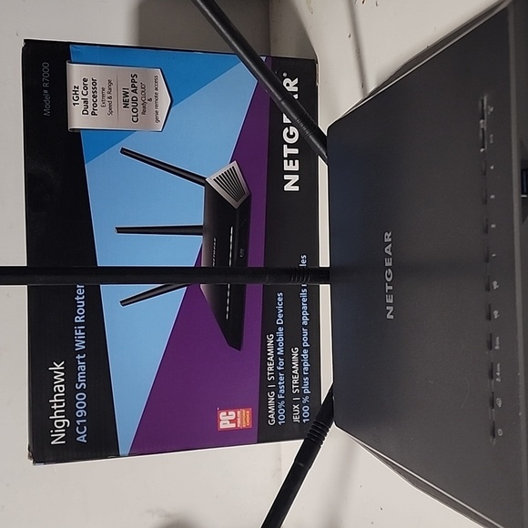 Netgear Nighthawk AC1900 Smart WiFi Router upgraded longer antennasused
